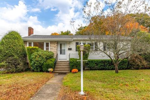 34 Smith Rd, Randolph, MA 02368 photo 1