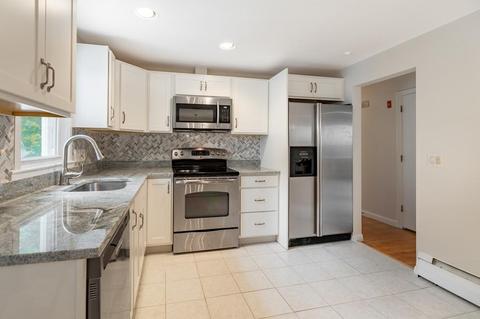 34 Smith Rd, Randolph, MA 02368 photo 9
