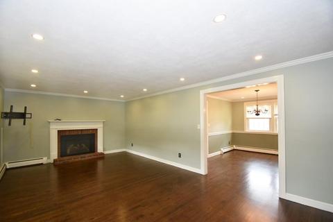 190 Hunting Rd, Needham, MA 02494 photo 4