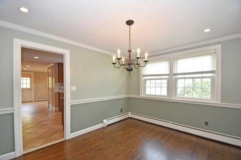 190 Hunting Rd, Needham, MA 02494 photo 10