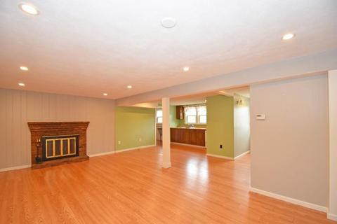 190 Hunting Rd, Needham, MA 02494 photo 23