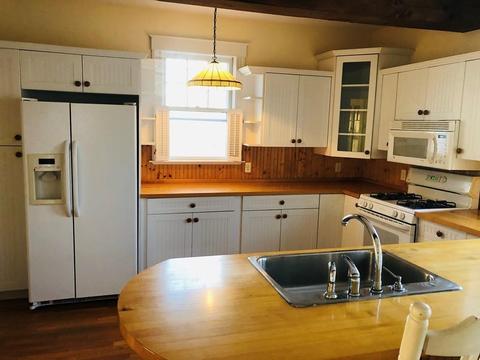 129 Tedesco St, Marblehead, MA 01945 photo 3