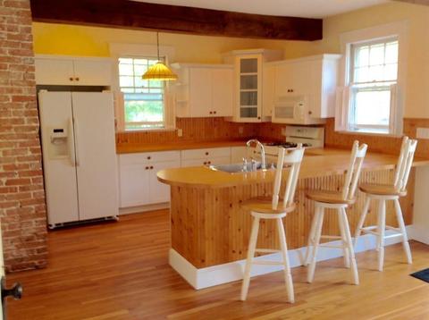 129 Tedesco St, Marblehead, MA 01945 photo 2