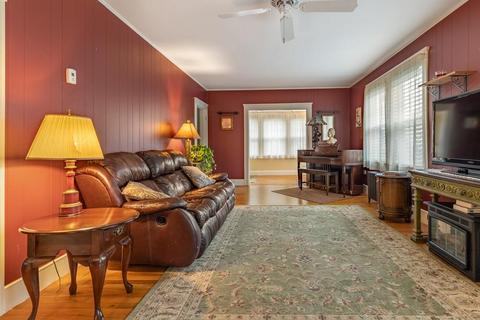 34 Winthrop Ave, Beverly, MA 01915 photo 7