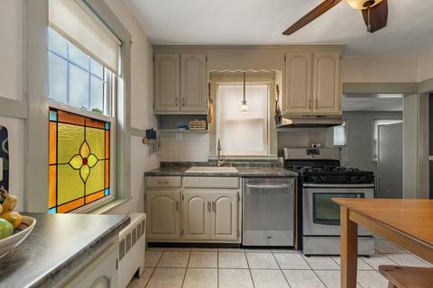 34 Winthrop Ave, Beverly, MA 01915 photo 9
