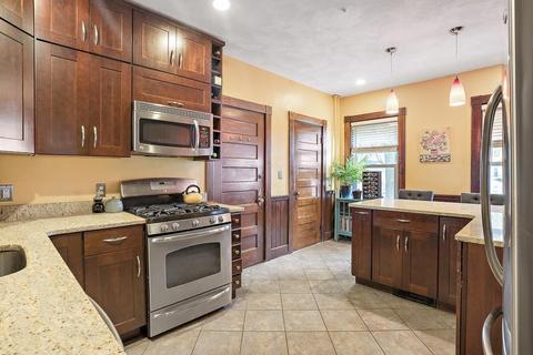 106 College Ave #2, Somerville, MA 02144 photo 2