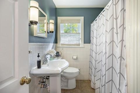 41 Forest St, Reading, MA 01867 photo 18