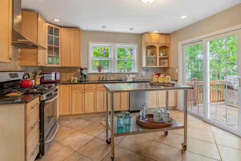 41 Forest St, Reading, MA 01867 photo 13