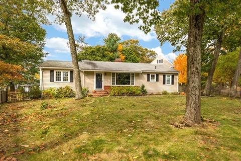 41 Forest St, Reading, MA 01867 photo 2