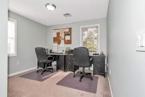 268 Evergreen Rd, Springfield, MA 01119 photo 16