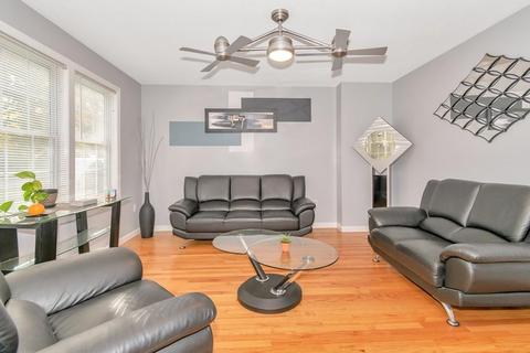 268 Evergreen Rd, Springfield, MA 01119 photo 7