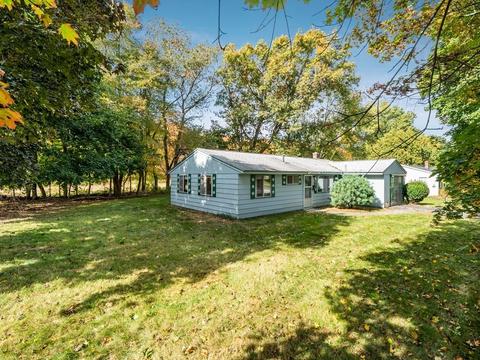 8 Durant Ave, Maynard, MA 01754 photo 4