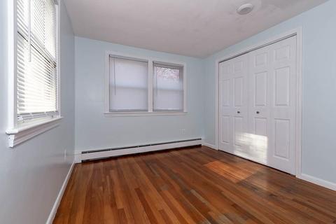 2 Benson Ave, Saugus, MA 01906 photo 18