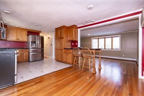 2 Benson Ave, Saugus, MA 01906 photo 6