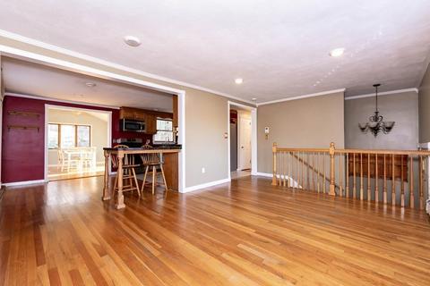 2 Benson Ave, Saugus, MA 01906 photo 7