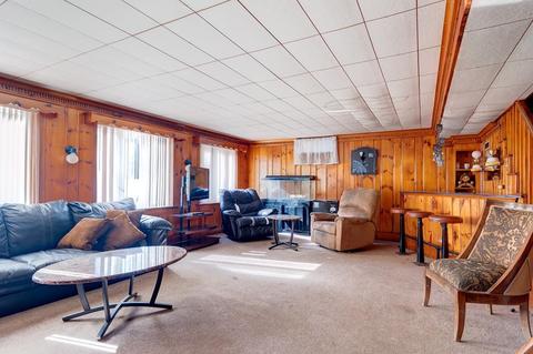 92 Pleasant St, Ware, MA 01082 photo 13