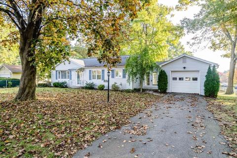 299 Forest Hls, Springfield, MA 01128 photo 9