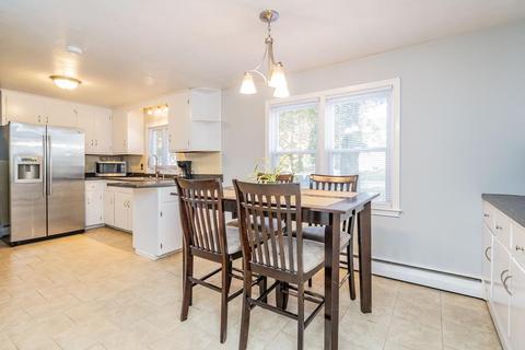 299 Forest Hls, Springfield, MA 01128 photo 16