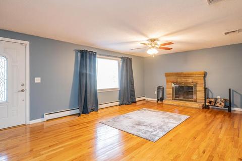 299 Forest Hls, Springfield, MA 01128 photo 21