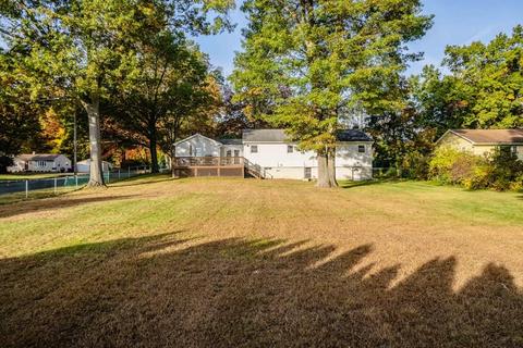 299 Forest Hls, Springfield, MA 01128 photo 6