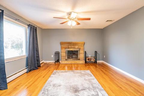 299 Forest Hls, Springfield, MA 01128 photo 22