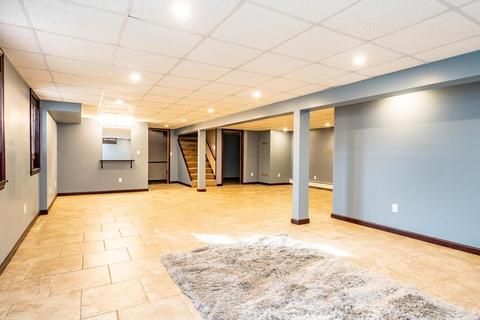 299 Forest Hls, Springfield, MA 01128 photo 36