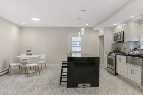 55 Bay State Rd, Reading, MA 01867 photo 11