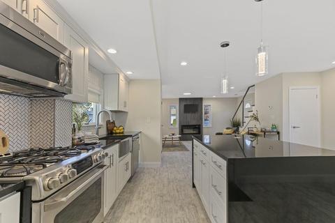 55 Bay State Rd, Reading, MA 01867 photo 5