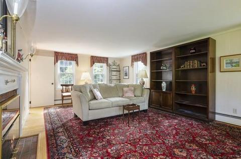 99 Pond View Dr, Barnstable, MA 02632 photo 5