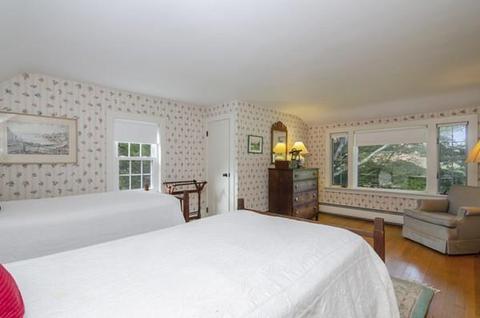 99 Pond View Dr, Barnstable, MA 02632 photo 16