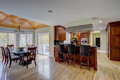 6 Brittany Ln, Atkinson, NH 03811 photo 17