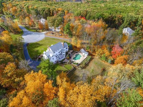 6 Brittany Ln, Atkinson, NH 03811 photo 5