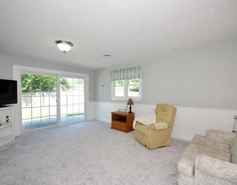 15 Charles St, Maynard, MA 01754 photo 7