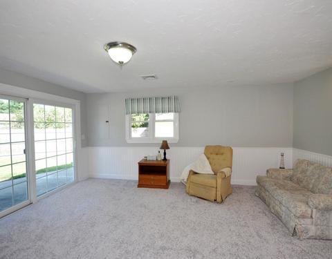 15 Charles St, Maynard, MA 01754 photo 9