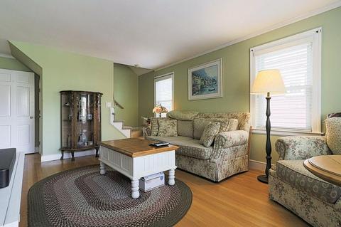 24 Devens Rd, Worcester, MA 01606 photo 4