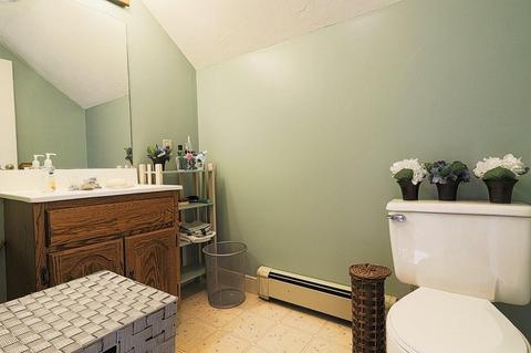 24 Devens Rd, Worcester, MA 01606 photo 20