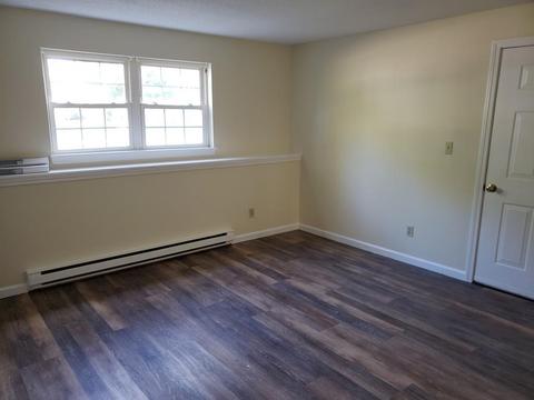 96 Maple St, Attleboro, MA 02703 photo 3