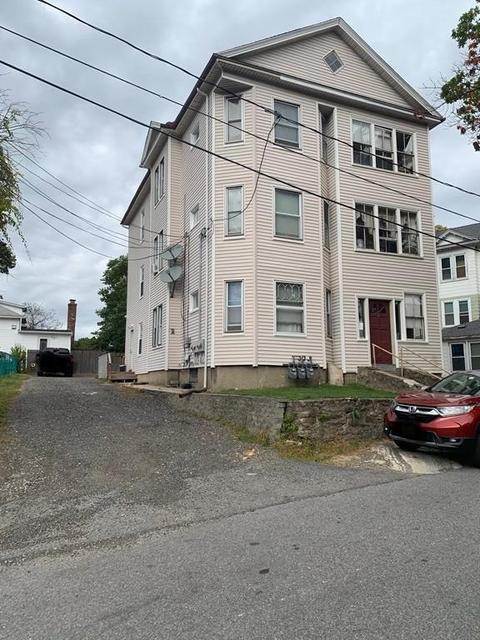 3 Hyannis Pl, Worcester, MA 01604 photo 2