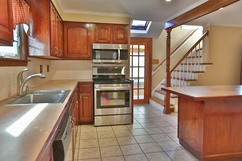 237 Milton, Fall River, MA 02720 photo 6
