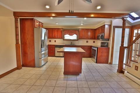 237 Milton, Fall River, MA 02720 photo 5