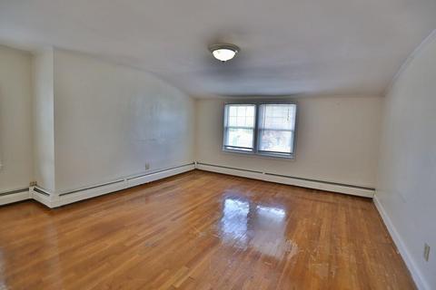 237 Milton, Fall River, MA 02720 photo 16