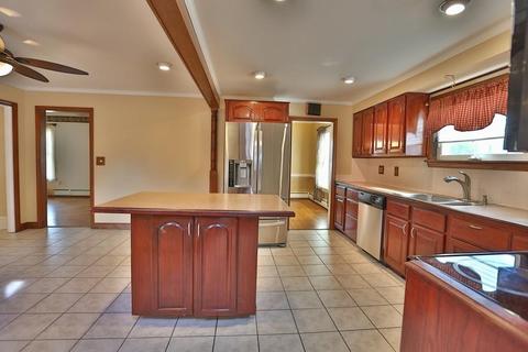 237 Milton, Fall River, MA 02720 photo 14
