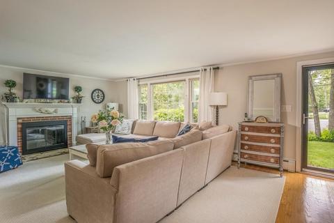 650 Old Stage Rd, Barnstable, MA 02632 photo 9