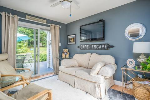 650 Old Stage Rd, Barnstable, MA 02632 photo 2