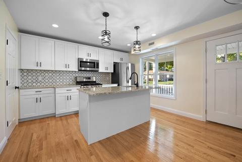 71 Poplar St #A, Danvers, MA 01923 photo 3