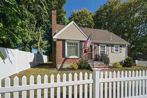 62 Sheldon St, Milton, MA 02186 photo 2