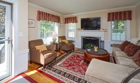62 Sheldon St, Milton, MA 02186 photo 5