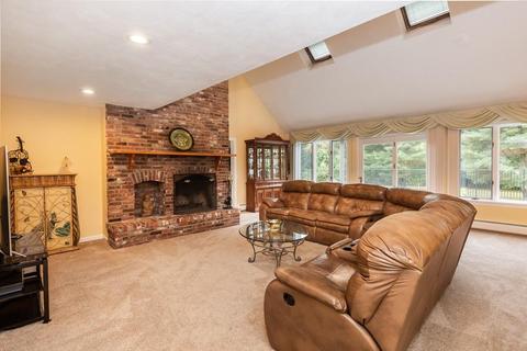 190 Centre St, Danvers, MA 01923 photo 13