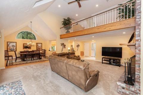190 Centre St, Danvers, MA 01923 photo 11