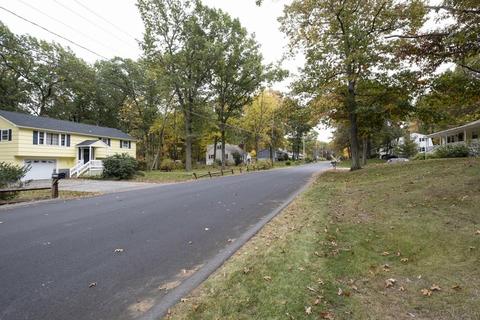 9 Brady, Derry, NH 03038 photo 2